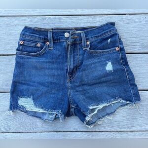 Levi jean shorts